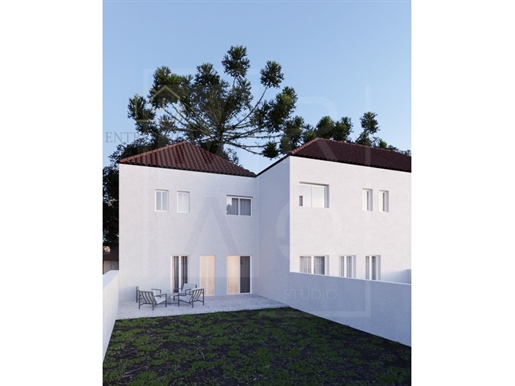 Charming 3 bedroom villa to buy in Matosinhos center - Porto