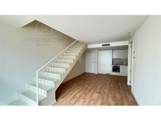 Para comprar apartamento T2 com varanda, garagem e arrumos, Rua Santos Pousada - centro do Porto.