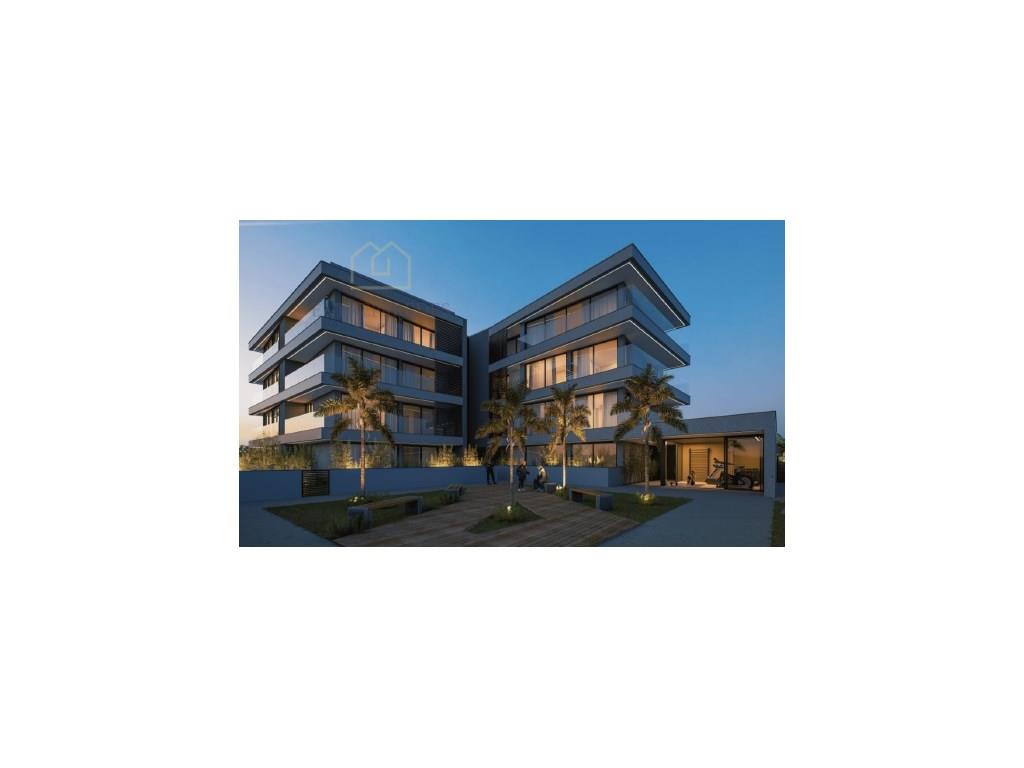 Appartement de 2 chambres avec balcon et garage à vendre à São Félix da Marinha - Vila Nova de Gaia