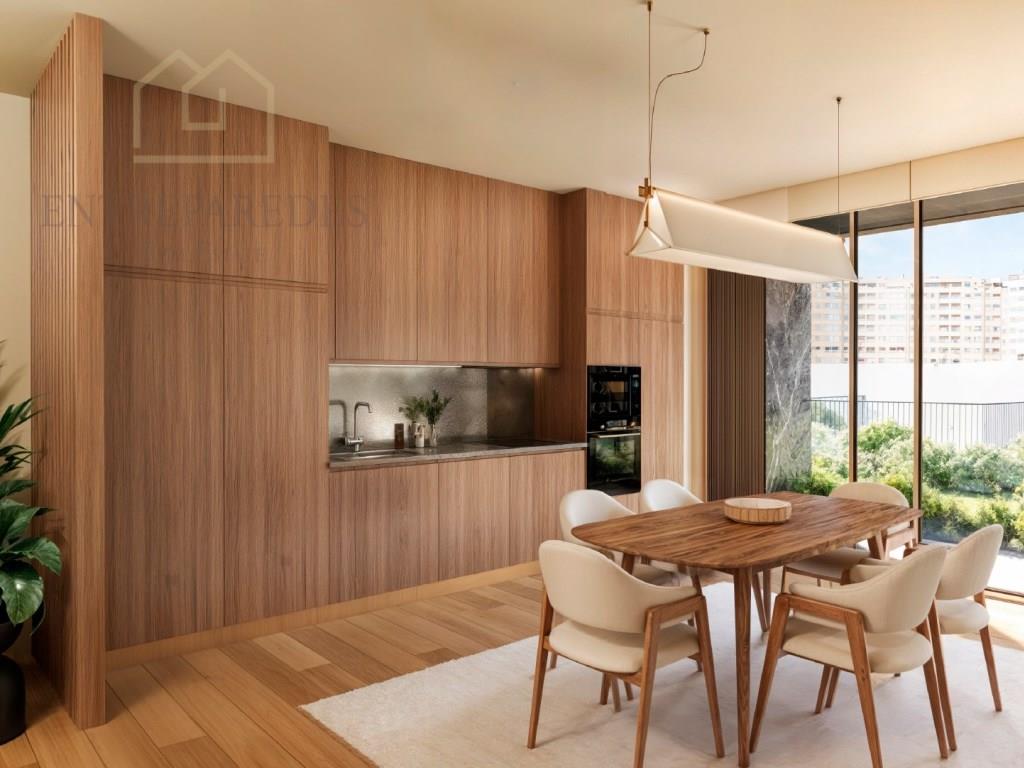 Apartamento de 2 dormitorios con balcón en venta en Matosinhos Sul - Porto - Fraction Az.