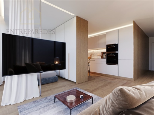 ¡Compre apartamento de 1 dormitorio con terraza de 60m2 en São João da Madeira! Comunidad cerrada Ec