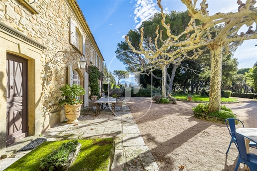Uitzonderlijke Provençaalse woning te koop bij Vaison La Romaine