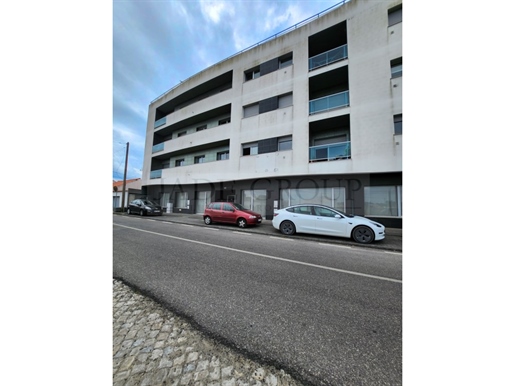 Commercial premises for sale with Garage - Pataias