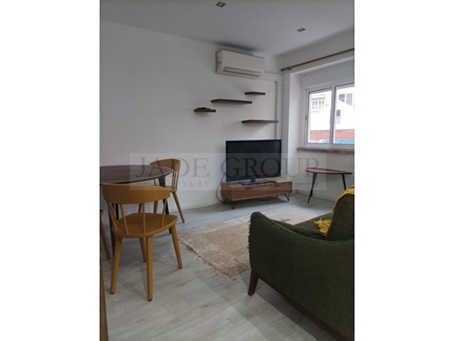 2 bedroom flat in Amadora