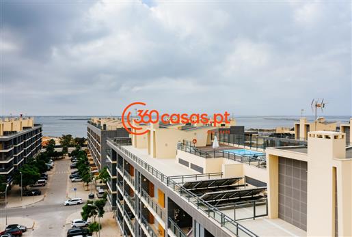 3 bedroom apartment with swimming pool in Marina Village, Olhão