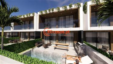 Acheter Villa de luxe de 4 chambres avec piscine au Monténégro, Faro