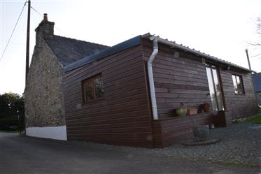 Maison charmante de 2 / 3 chambres dans un hameau à la campagne, secteur Callac