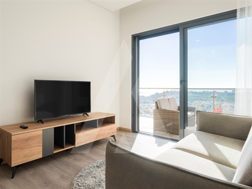 Elegance: Modern appartement met 3 slaapkamers en zeezicht in Albufeira
