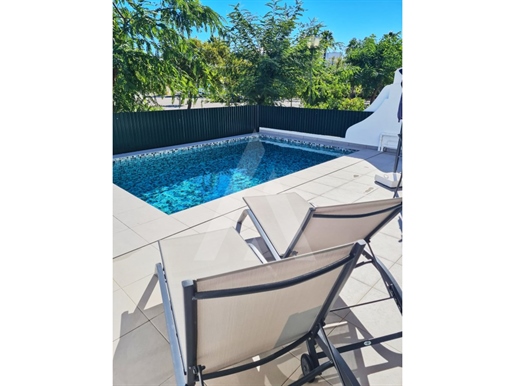 Magnificent Townhouse T3 completely renovated with heated pool.