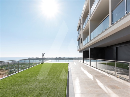 Exclusivo y moderno apartamento con vistas al mar y al puerto deportivo de Albufeira