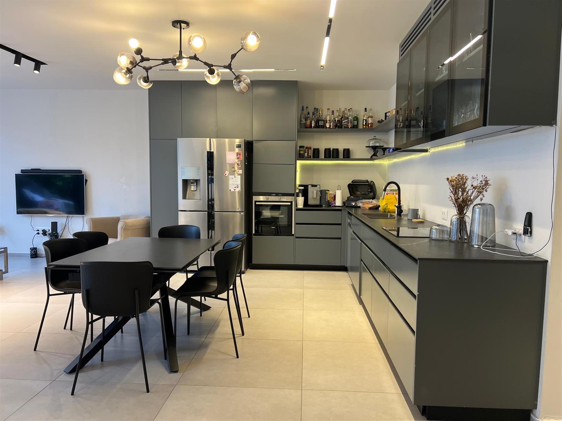 A huge unique private house for sale in Givat Shmuel