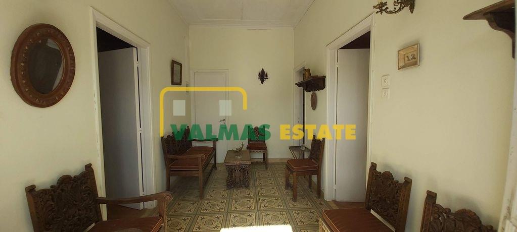 (For Sale) Residential Detached house || Cyclades/Andros Chora - 187 Sq.m, 4 Bedrooms, 180.000€