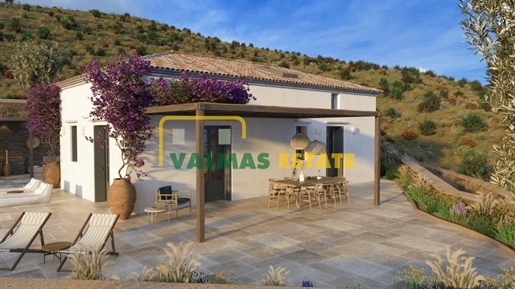 (For Sale) Residential Villa || Cyclades/Andros Chora - 142 Sq.m, 3 Bedrooms, 590.000€