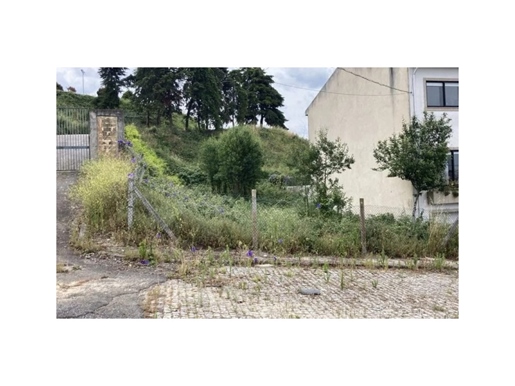 Field with 322sqm of area for construction of Villa - Valbom, Gondomar