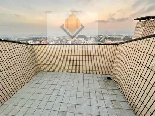 T3 Duplex Apartment of 2 fronts with Terrace and Box for 2 cars - Close to Hospital Santos Silva