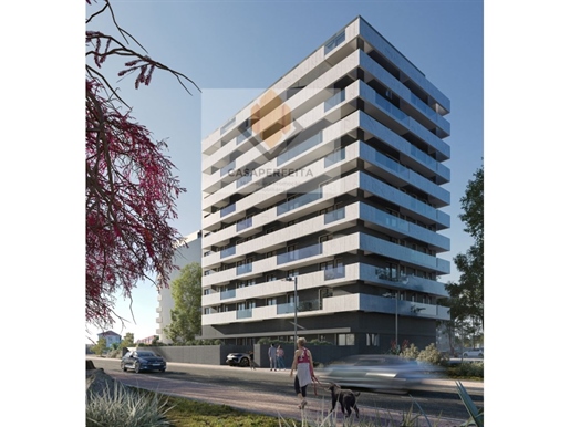 New Luxurious T2 Apartment with Balcony, Garage Space and Storage - Leça da Palmeira