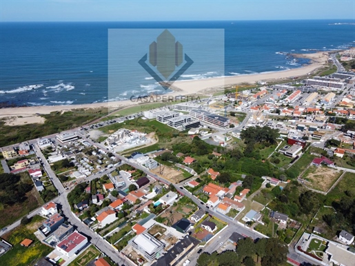 Field with Pip approved for 10 Villas - Zona Aru - Canidelo