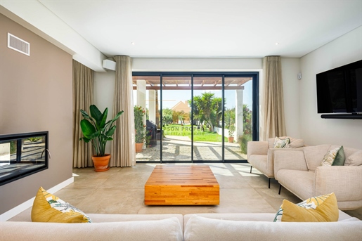 Einfamilienhaus 4 Schlafzimmer Verkaufen in Lagoa e Carvoeiro,Lagoa (Algarve)