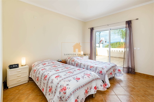 Einfamilienhaus 4 Schlafzimmer Verkaufen in Lagoa e Carvoeiro,Lagoa (Algarve)
