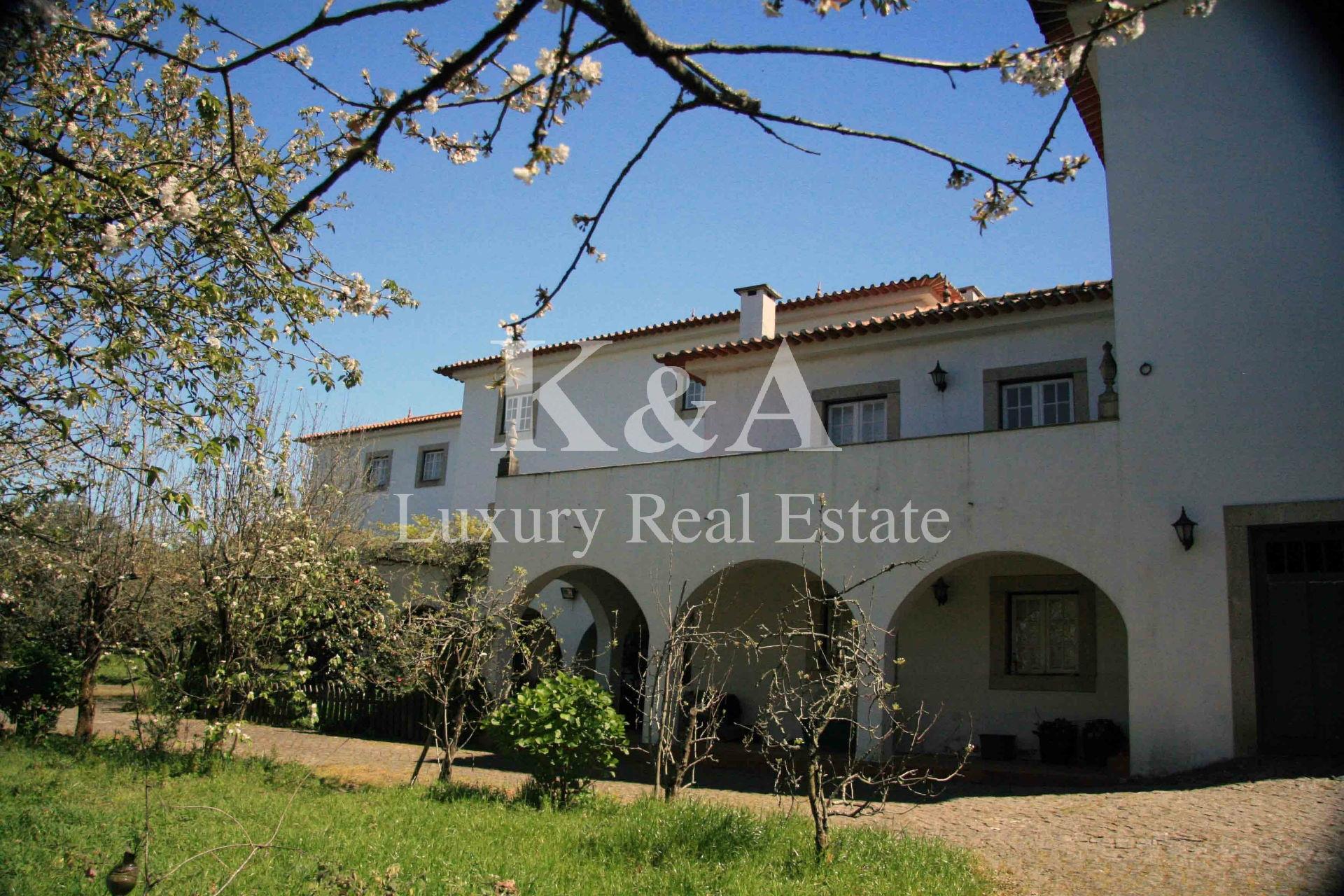 Estate 20 minutes from Porto