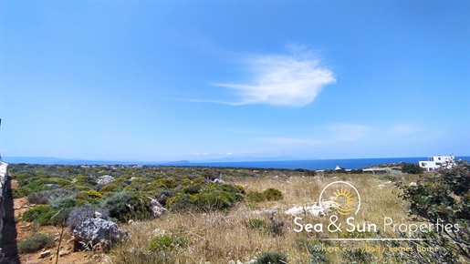 Un superbe terrain avec vue imprenable à Agios Onoufrios