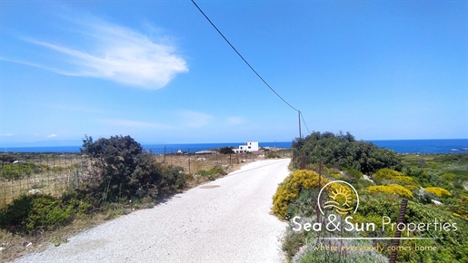 Ein herrliches Grundstück mit freiem Blick in Agios Onoufrios