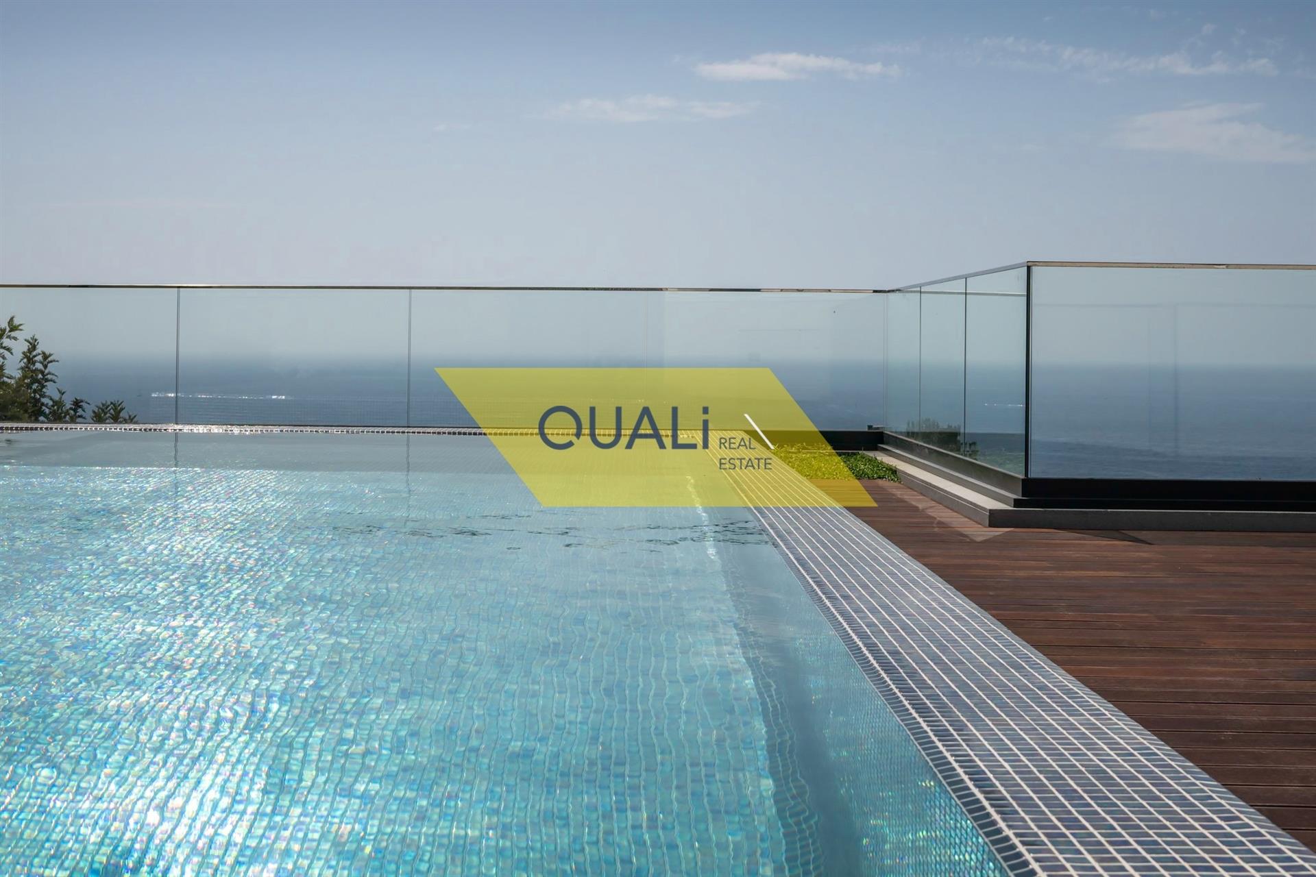 Luxury 3 bedroom villa in Funchal - Madeira Island