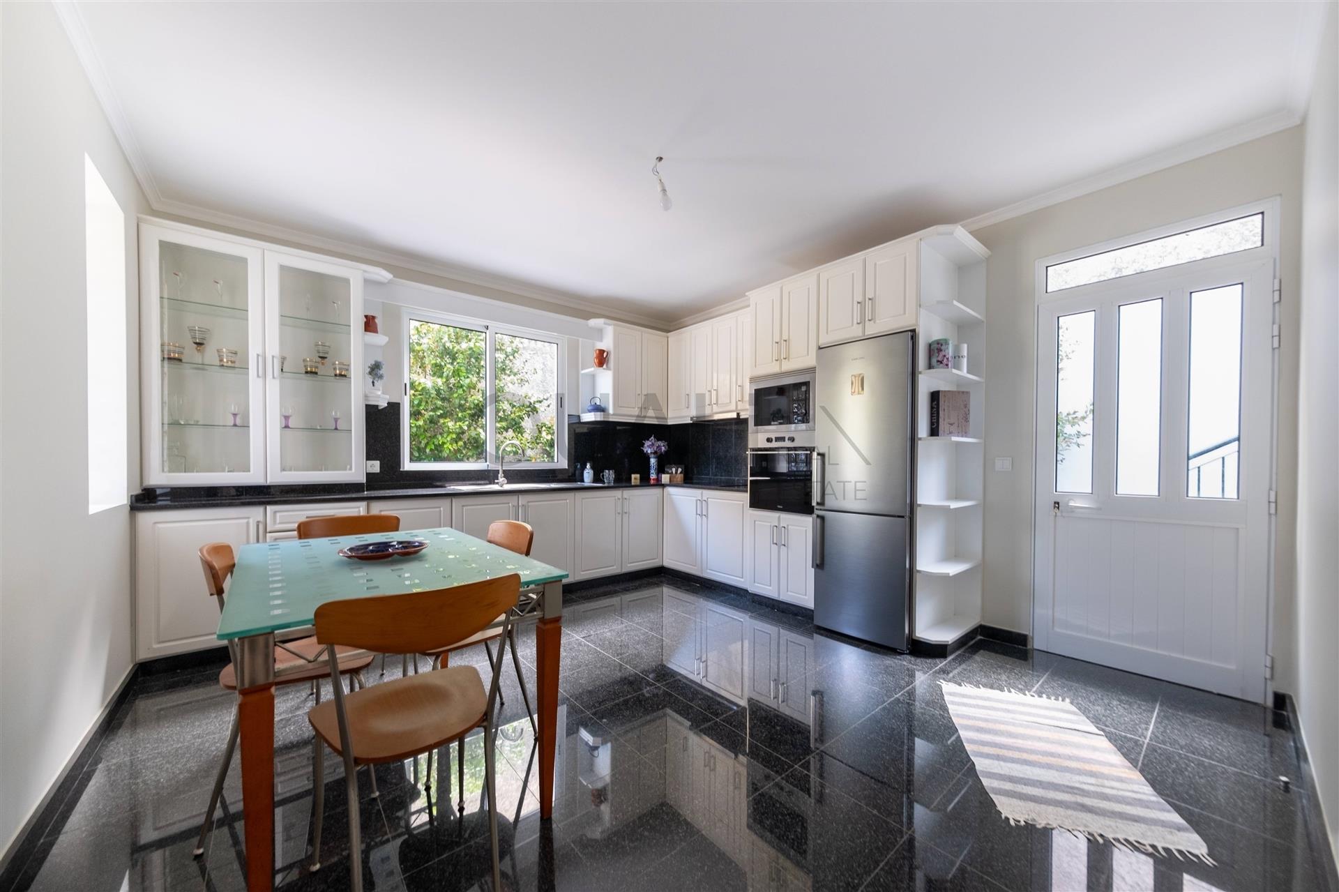 Aankoop: Huis (9360)