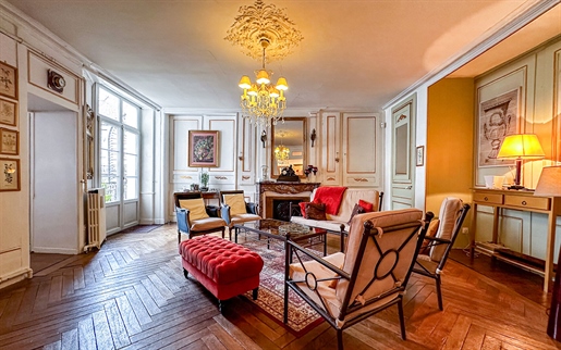 Prestigious residence Salins Les Bains 400 m²