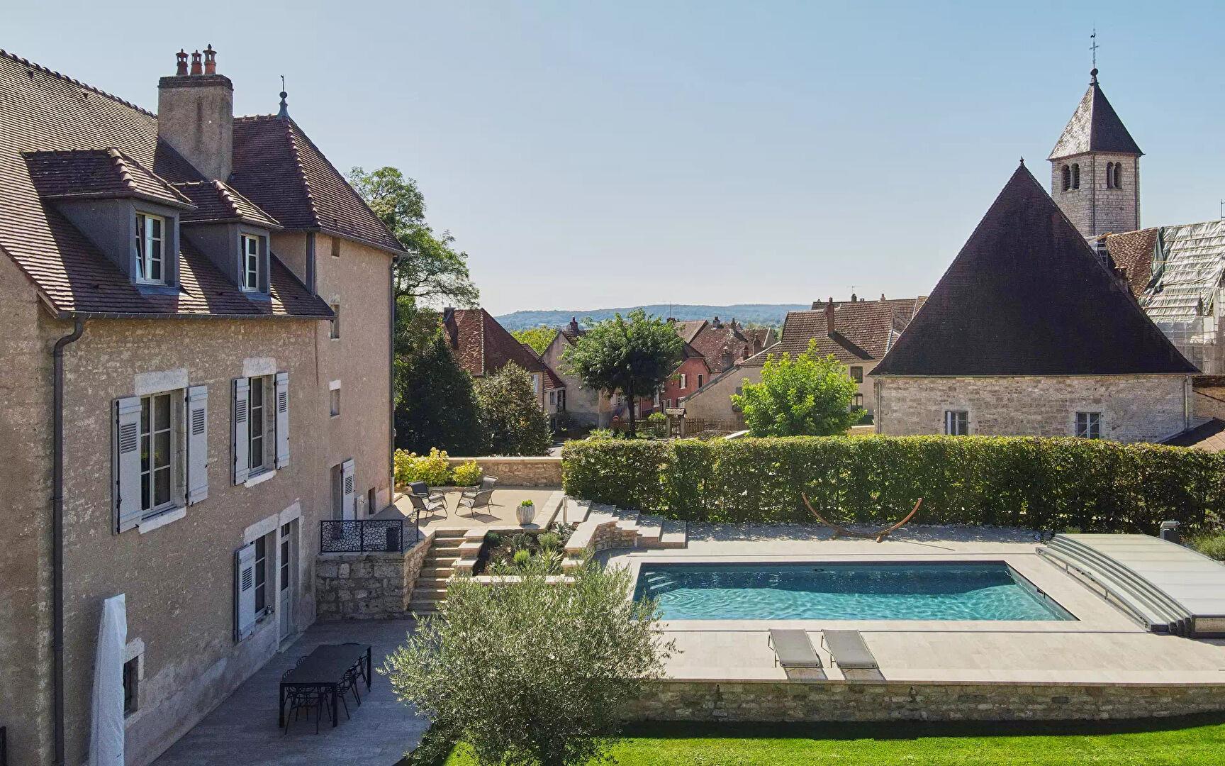 Prestigious residence Marnay 7 room(s) 300.82 m2