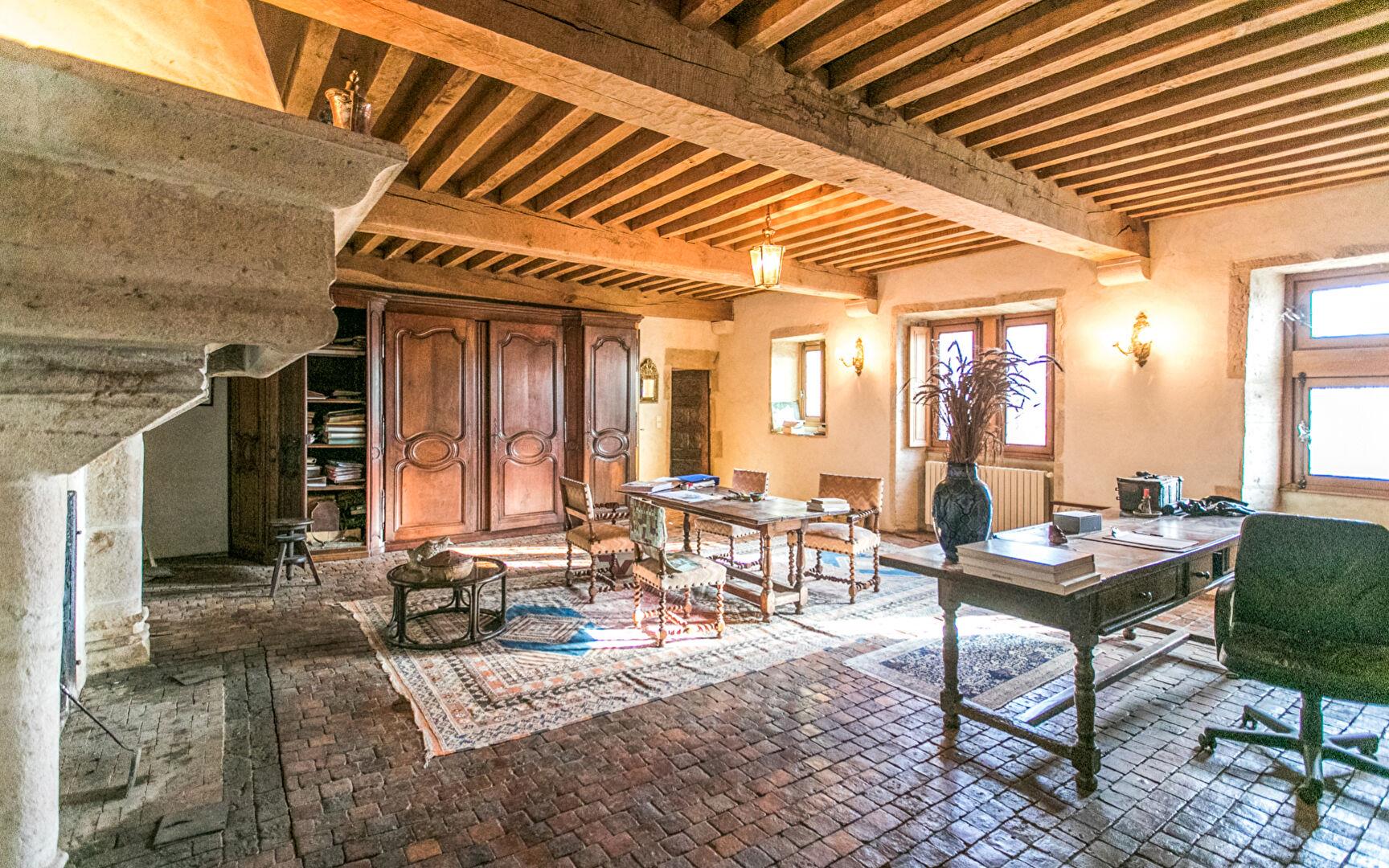 La Maison du Bailly - Demeure de prestige Etrabonne