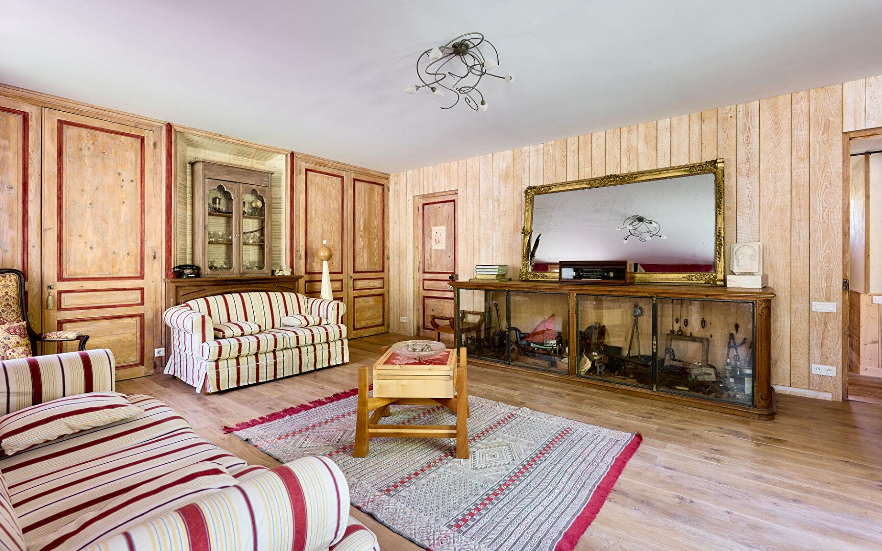 Maison d'hôtes avec domaine forestier à Martigna