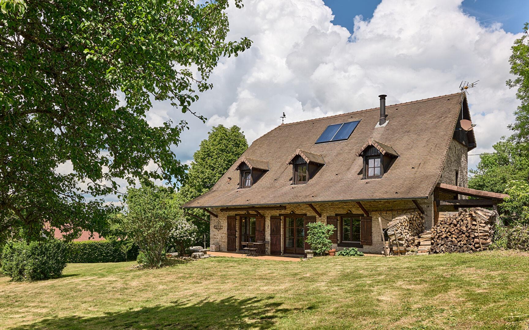 Ferme Comtoise 1717 Superbement Restaurée