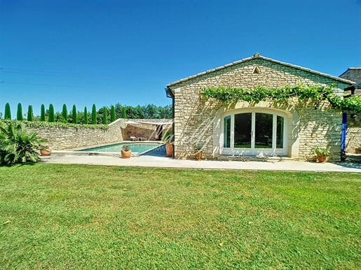 Magnifique Maison Avec 4 Chambres Piscine Et Garages