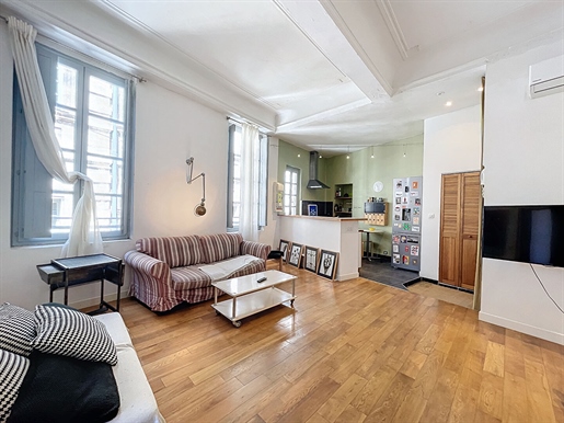 Appartement de 2 pièces (46 m²) à vendre à Avignon Intra Muros
