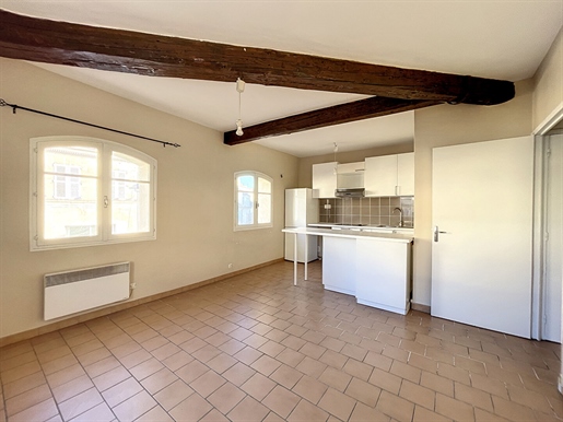 Vente : lumineux 2 pièces 41 m² Carrez à Avignon