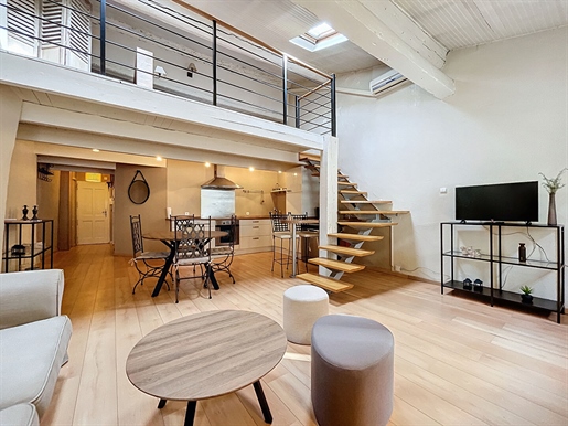 Appartement 2 pièces (60,14 m² Carrez) à vendre à Avignon Intra Muros