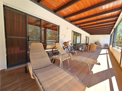 Grand appartement orienté sud avec piscine et proche de la plage à Lagos, Algarve, Portugal
