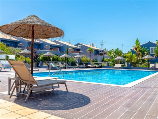 Moradia turística com piscina na Praia da Luz, Lagos, Algarve