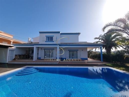 T3 + 1 Villa With Swimming Pool In Lagos, Algarve, Portugal