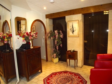 Townhouse, very good condition, 280 m2 hab.