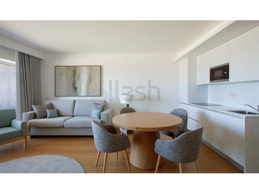 Incroyable Penthouse T0 Duplex avec Balcon et Terrasse Vue Mer - Sesimbra
