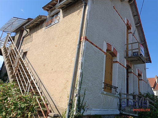 Vente d'une maison T5 (123 m²) à Montlucon