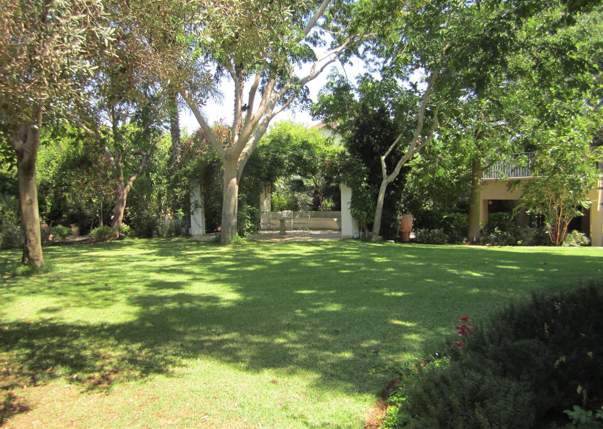 Villa + Plot Of Land - Private- Moshav Yarkona