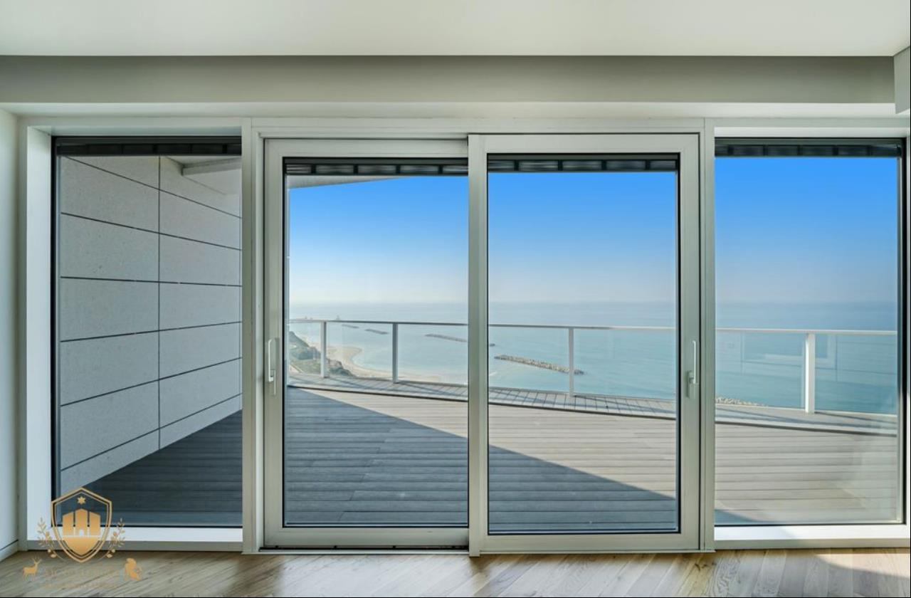 Luxury Seaside Apartments Netanya- Right On The Water! 