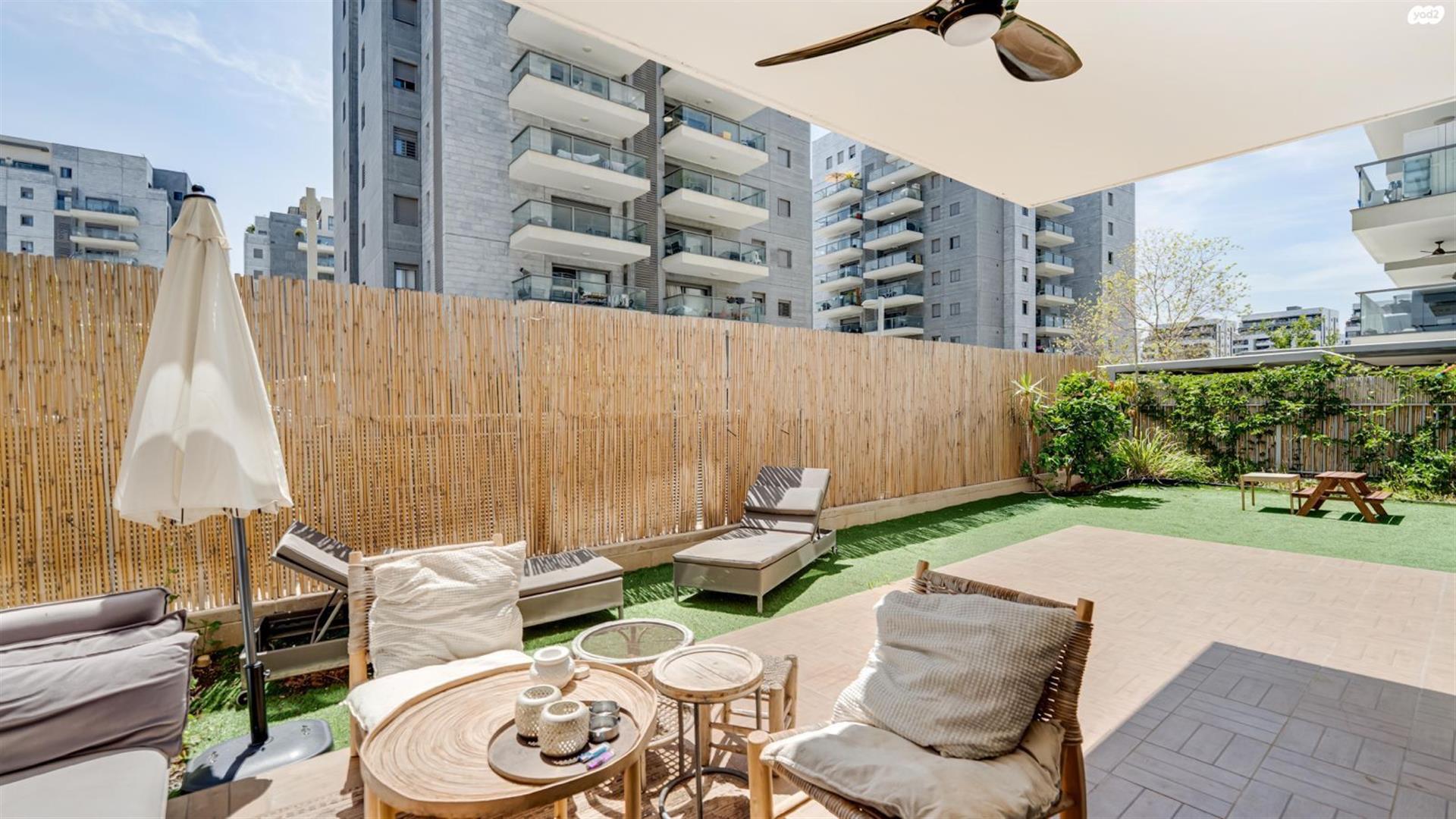 4-Room Garden Apartment Glil-Yam, Herzliya 