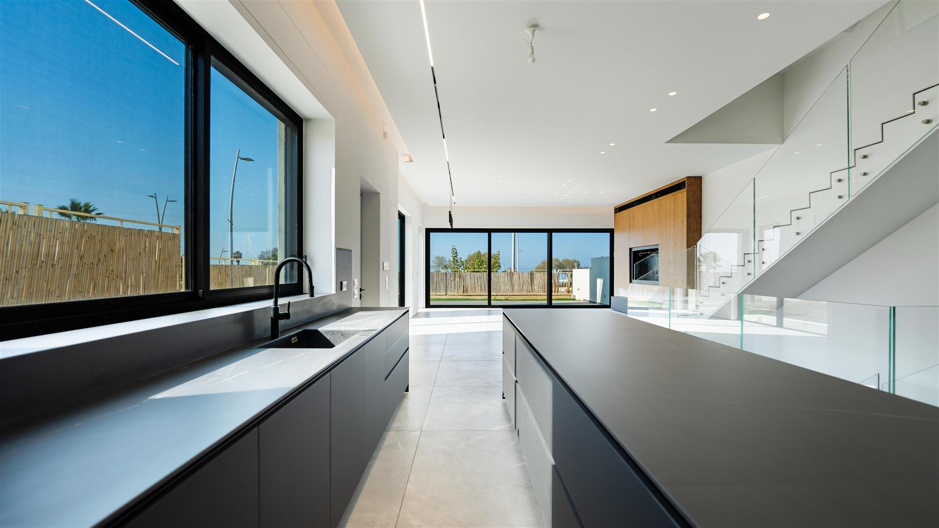 Luxury House For Sale With Seaview- Hadera 