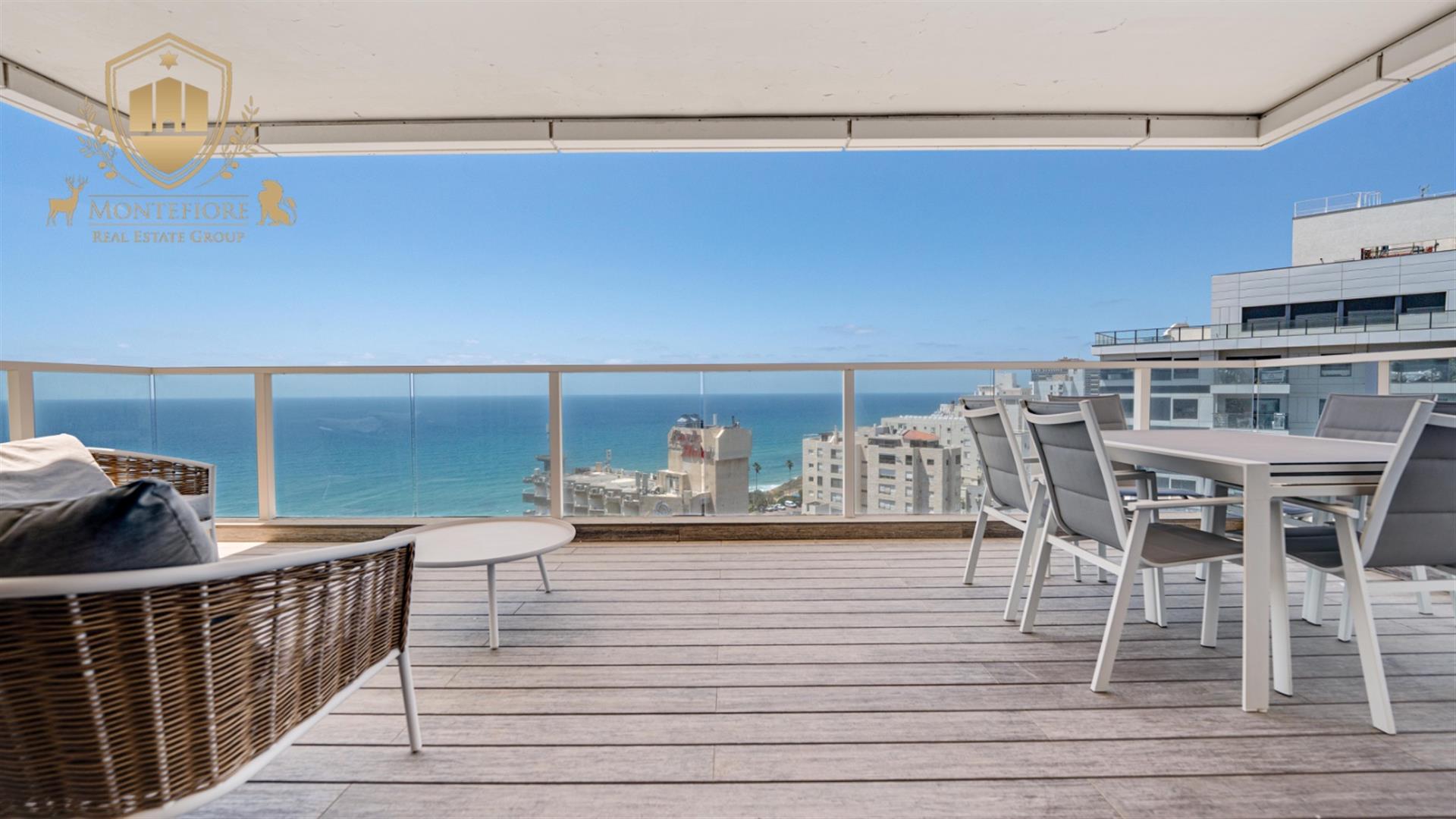 Gorgeous seaside seaview apartment for sale netanya 
