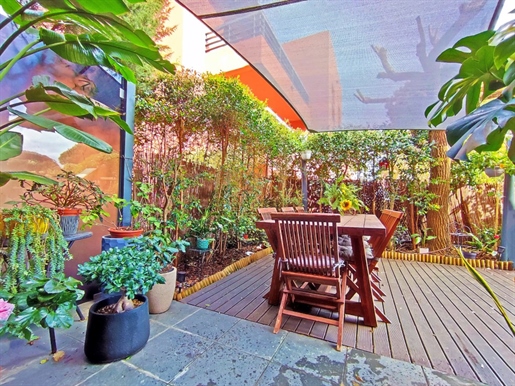 Luxuriöse 3-Zimmer-Wohnung mit Garten, Terrasse, Garage und Abstellraum in Quinta da Marinha, Cascai
