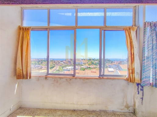 2-Zimmer-Wohnung mit Balkon mit viel Sonne und Licht und herrlichem Blick auf den Fluss in Olaias, L